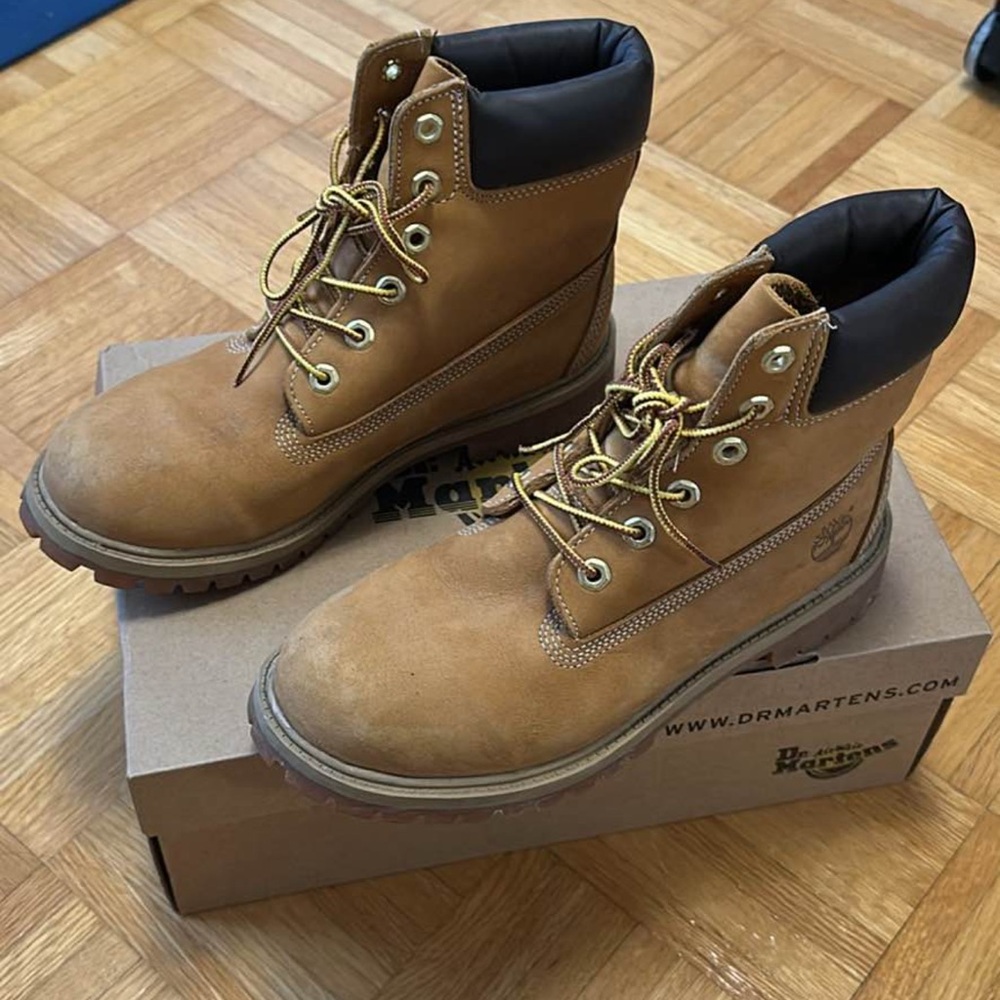 Timerlands Brown Leather Lace-Up Boots